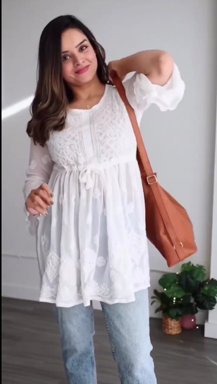 JASHAN'S CHOICE Chikankari Short Gown
