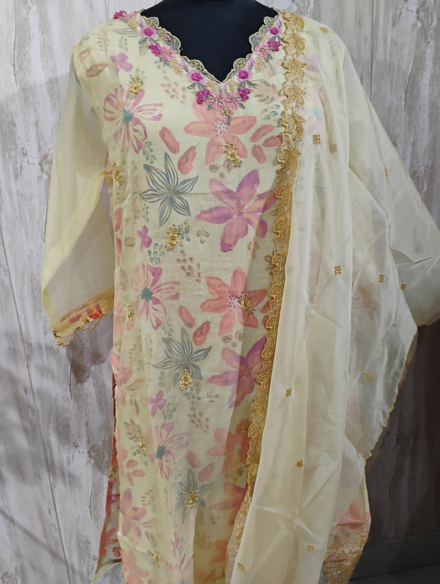 GULZAAR YELLOW ORGANZA SUIT SET